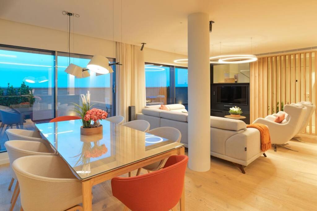 Ferienwohnung D&R Penthouse On The Beach Málaga Exterior foto