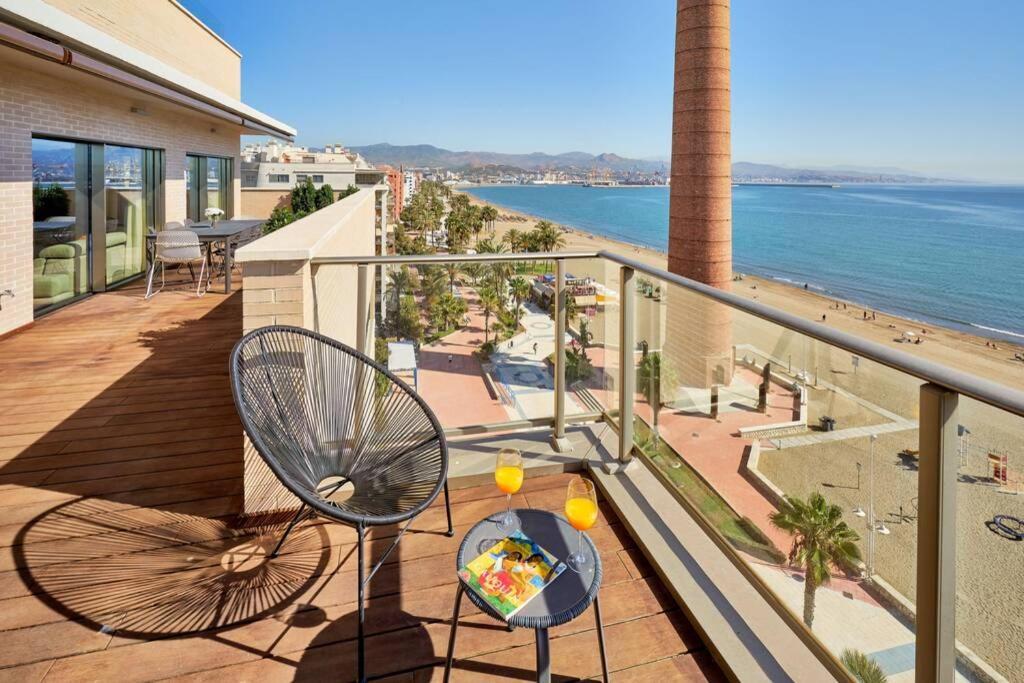 Ferienwohnung D&R Penthouse On The Beach Málaga Exterior foto