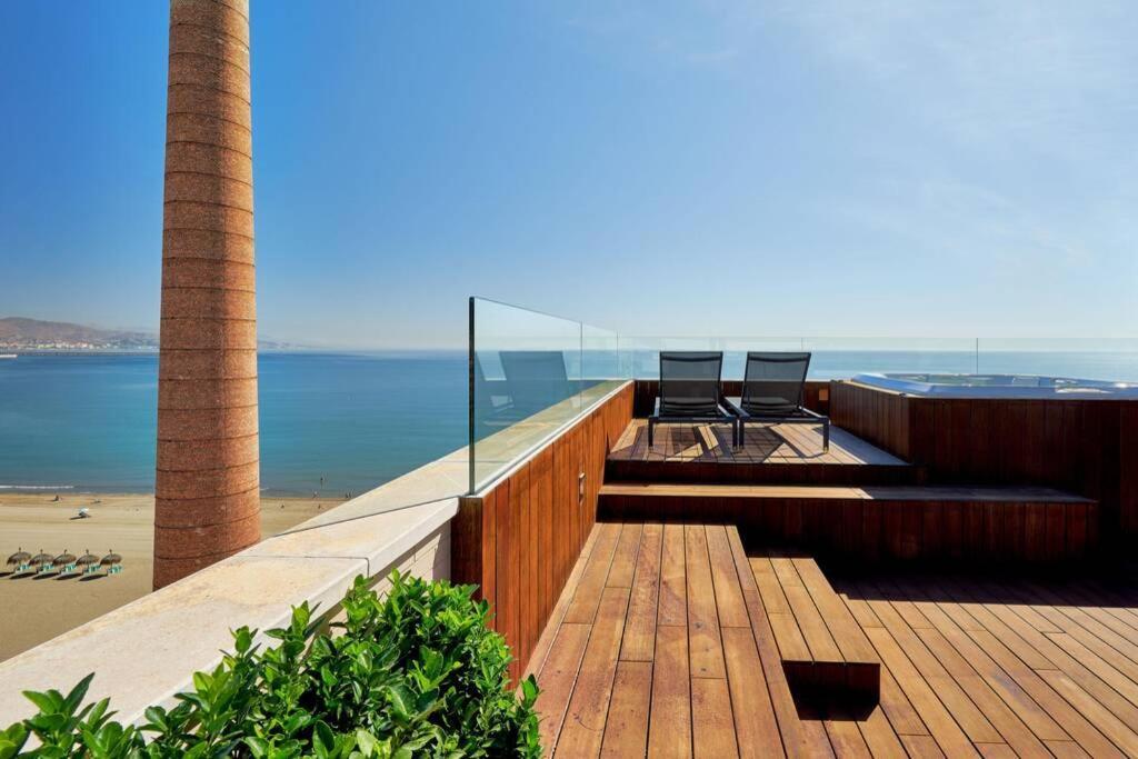 Ferienwohnung D&R Penthouse On The Beach Málaga Exterior foto