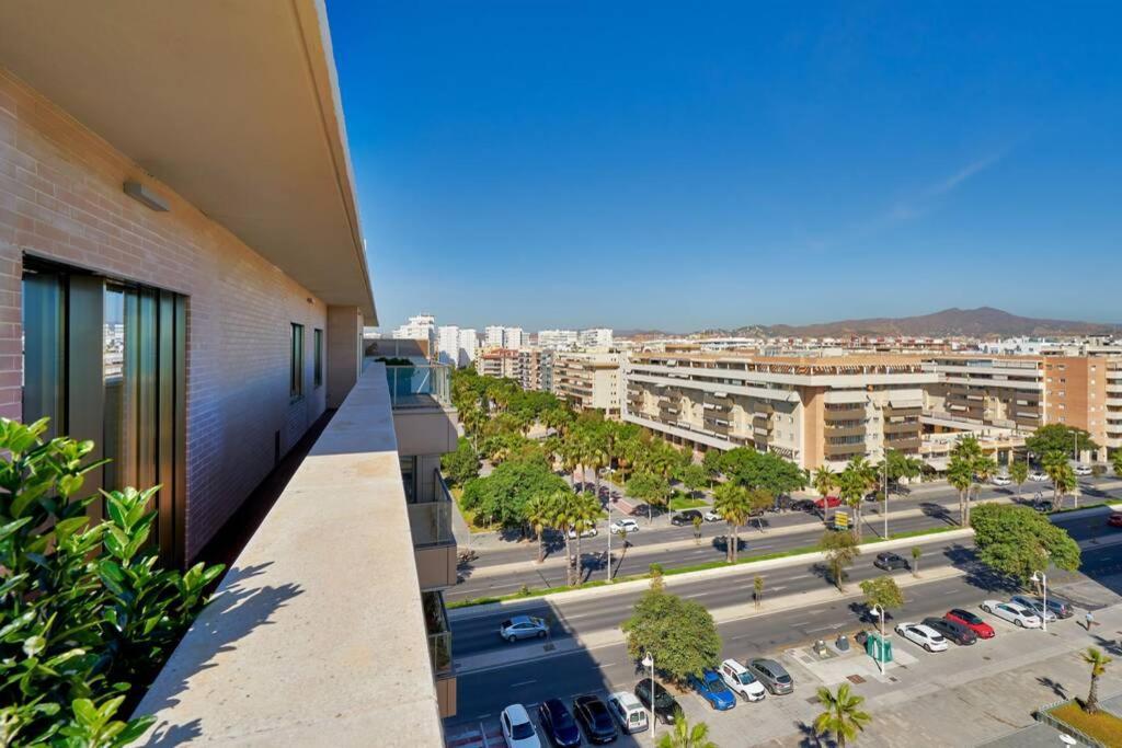 Ferienwohnung D&R Penthouse On The Beach Málaga Exterior foto